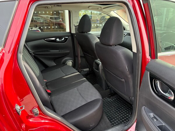 Used Nissan Qashqai 2016 for sale - 76177122: Photo 9