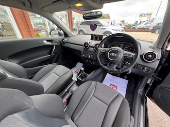 Used Audi A1 2013 for sale - 75829635: Photo