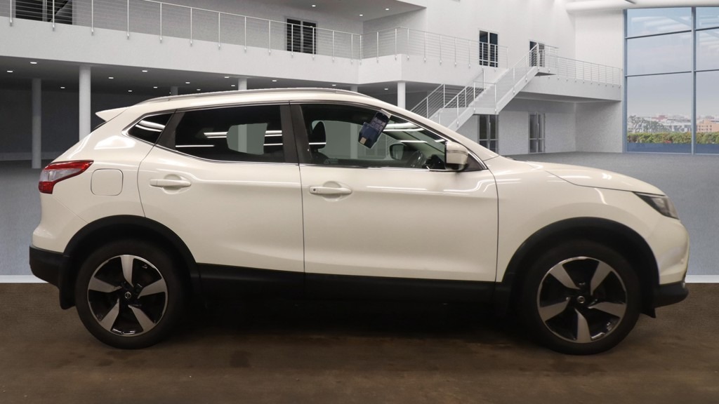 Used Nissan Qashqai 2016 for sale - 76778080: Photo 1