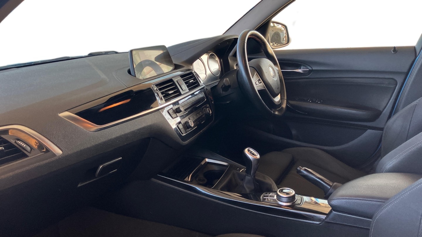 Used BMW 1 Series 2018 for sale - 77023119: Photo 11