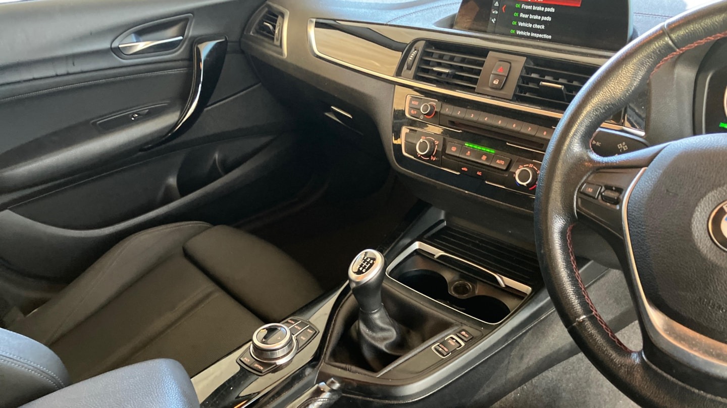 Used BMW 1 Series 2018 for sale - 77023119: Photo 12