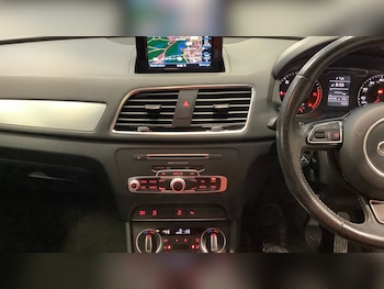 Used Audi Q3 2015 for sale - 76767415: Photo