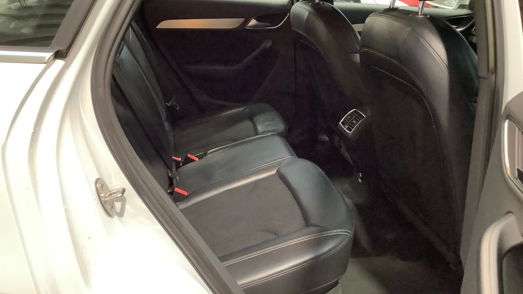 Used Audi Q3 2015 for sale - 76767415: Photo 9