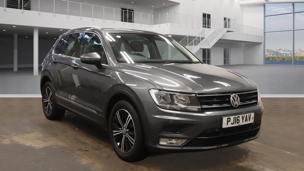 Used Volkswagen Tiguan 2016 for sale - 76352702: Photo 1