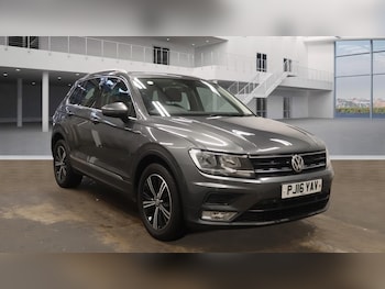 Volkswagen - Tiguan