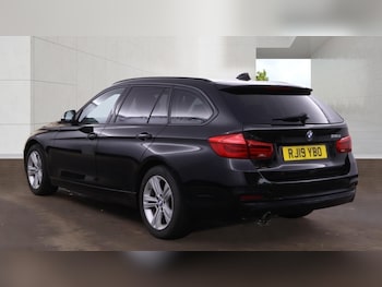 Used BMW 3 Series 2019 for sale - 78767599: Photo