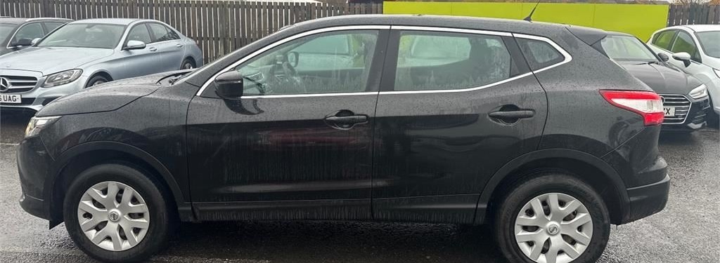 Used Nissan Qashqai 2016 for sale - 76845297: Photo 2