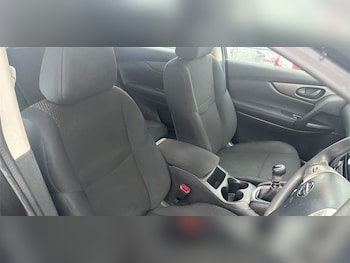 Used Nissan Qashqai 2016 for sale - 76845297: Photo