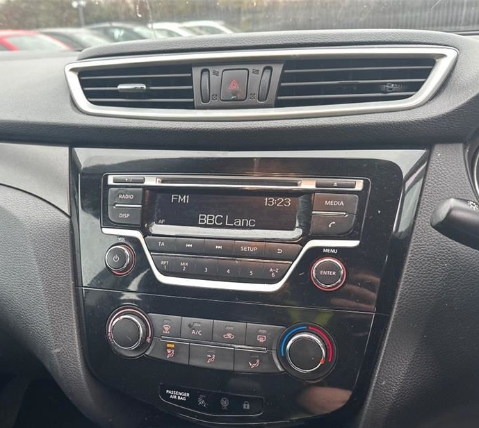 Used Nissan Qashqai 2016 for sale - 76845297: Photo 9