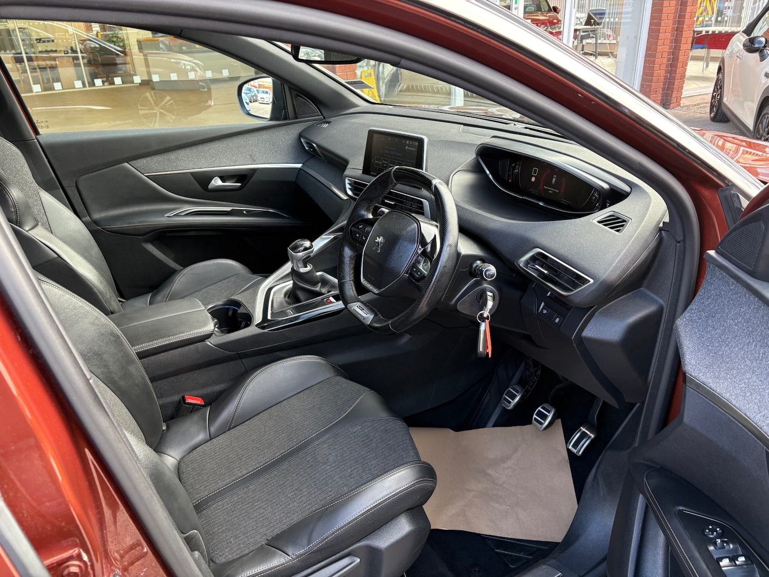 Used Peugeot 3008 2018 for sale - 76277024: Photo 12