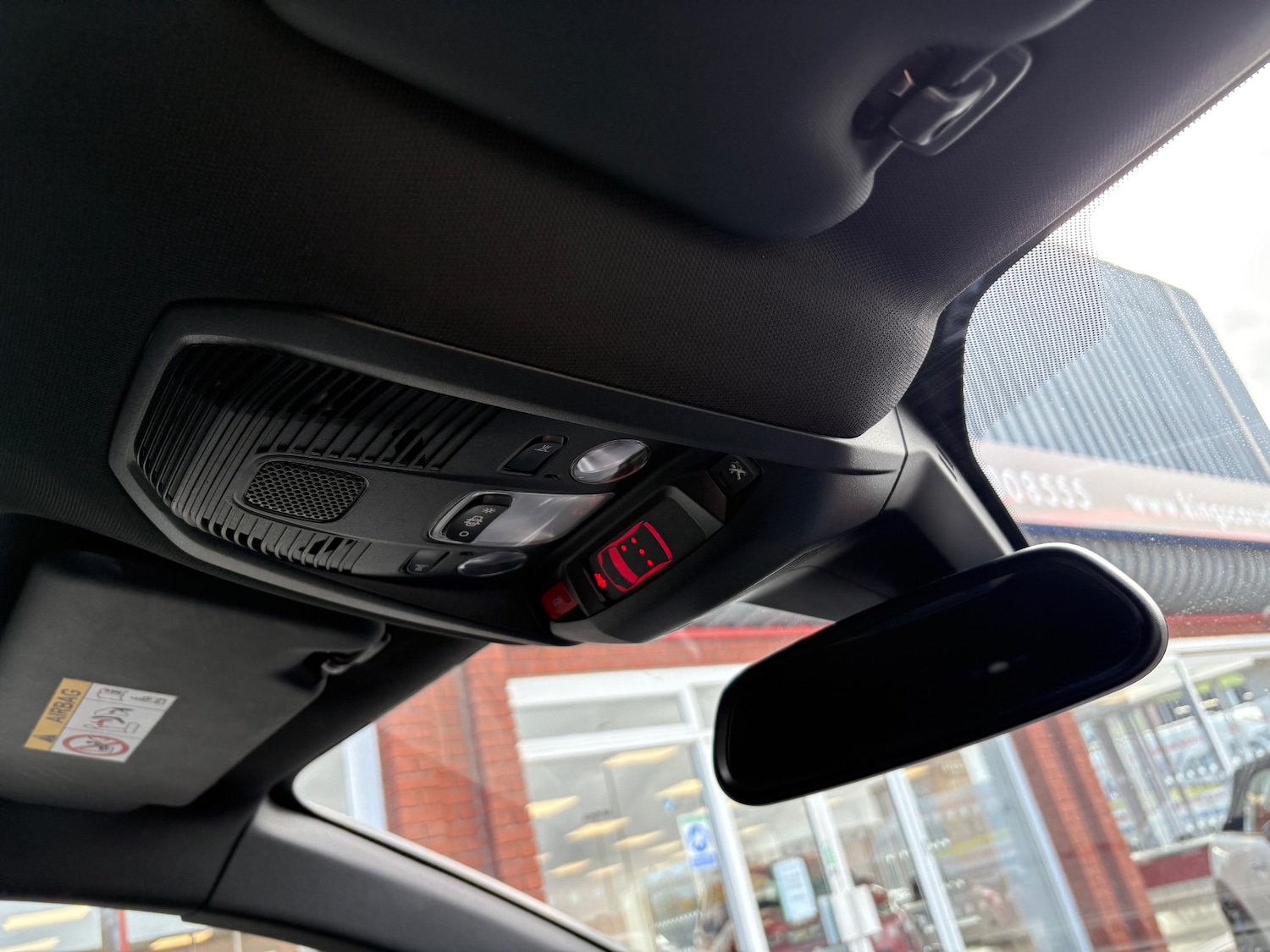 Used Peugeot 3008 2018 for sale - 76277024: Photo 16