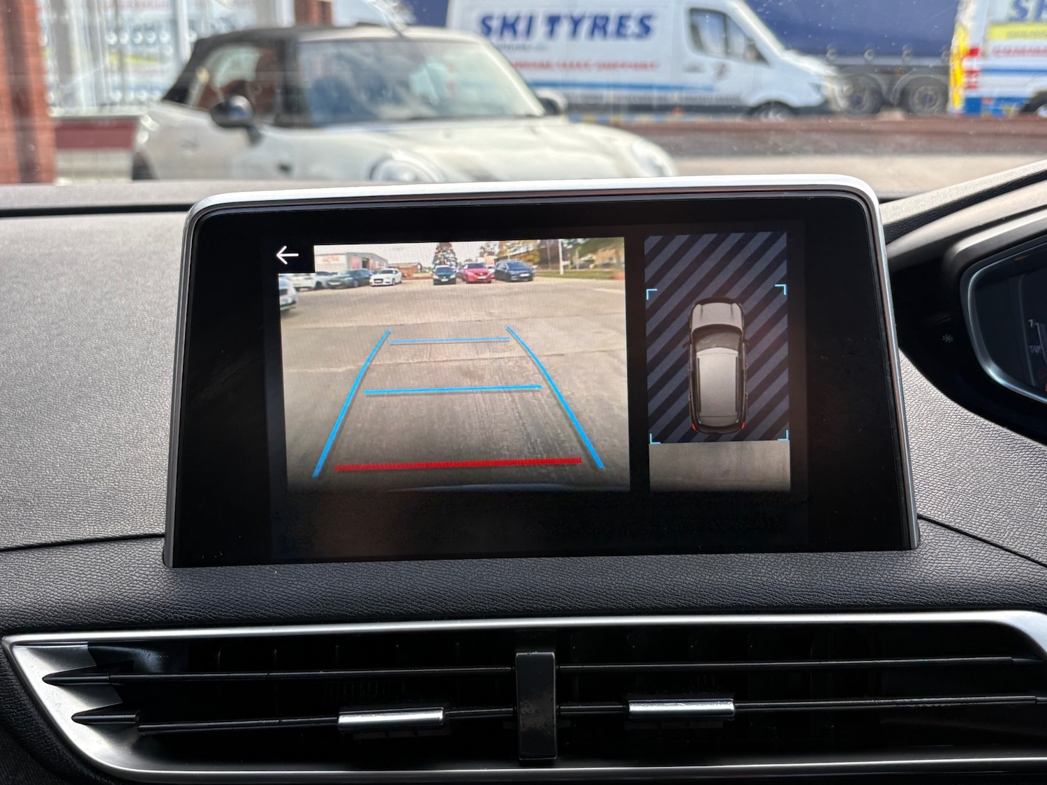 Used Peugeot 3008 2018 for sale - 76277024: Photo 18