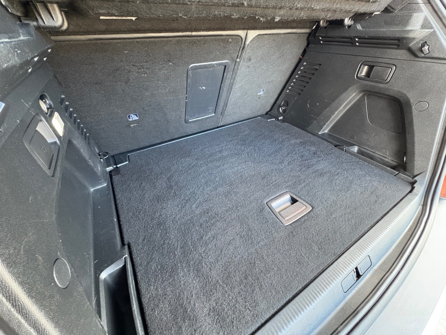 Used Peugeot 3008 2018 for sale - 76277024: Photo 25