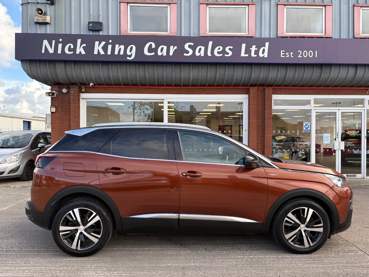 Used Peugeot 3008 2018 for sale - 76277024: Photo 4