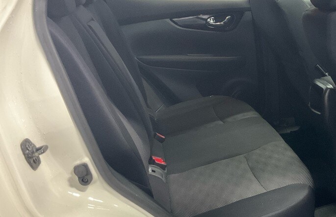 Used Nissan Qashqai 2016 for sale - 77377908: Photo 11