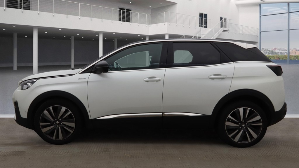 Used Peugeot 3008 2017 for sale - 76750702: Photo 2