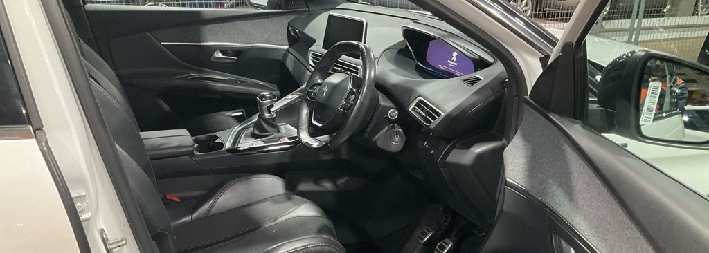 Used Peugeot 3008 2017 for sale - 76750702: Photo 8