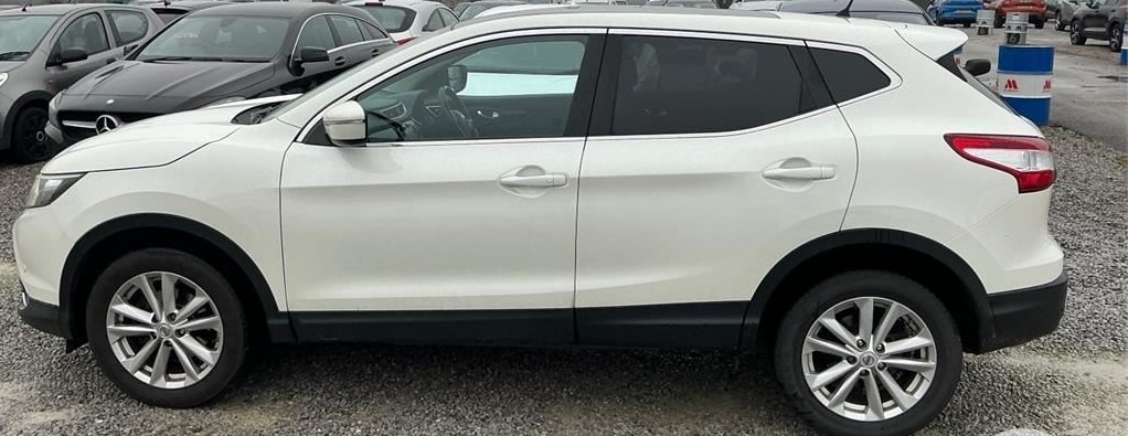 Used Nissan Qashqai 2014 for sale - 77417937: Photo 2