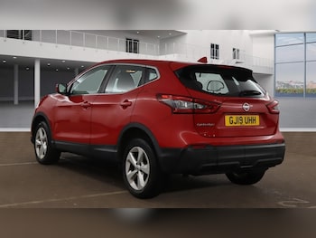 Used Nissan Qashqai 2019 for sale - 76253482: Photo 2