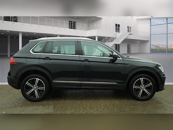 Used Volkswagen Tiguan 2016 for sale - 77542556: Photo