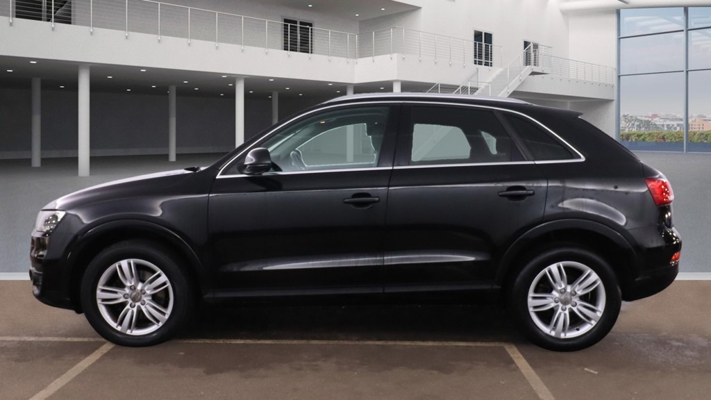Used Audi Q3 2012 for sale - 76859386: Photo 2