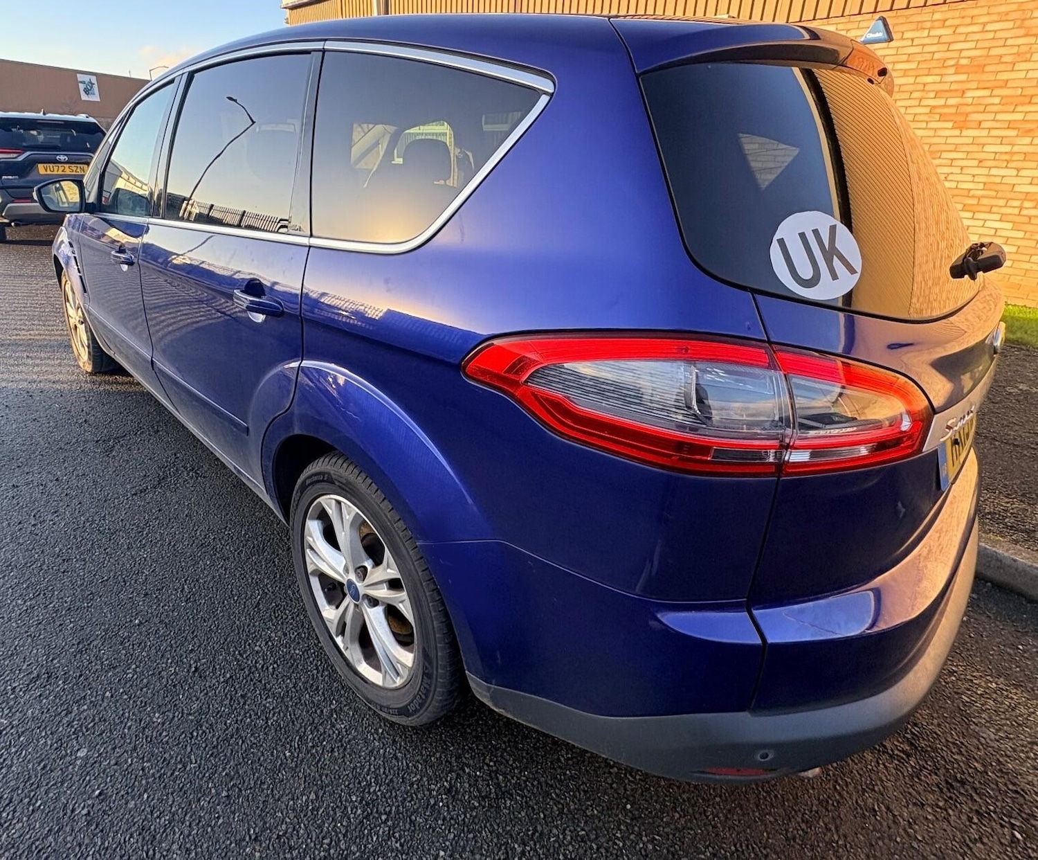 Used Ford S-Max 2015 for sale - 77272432: Photo 4