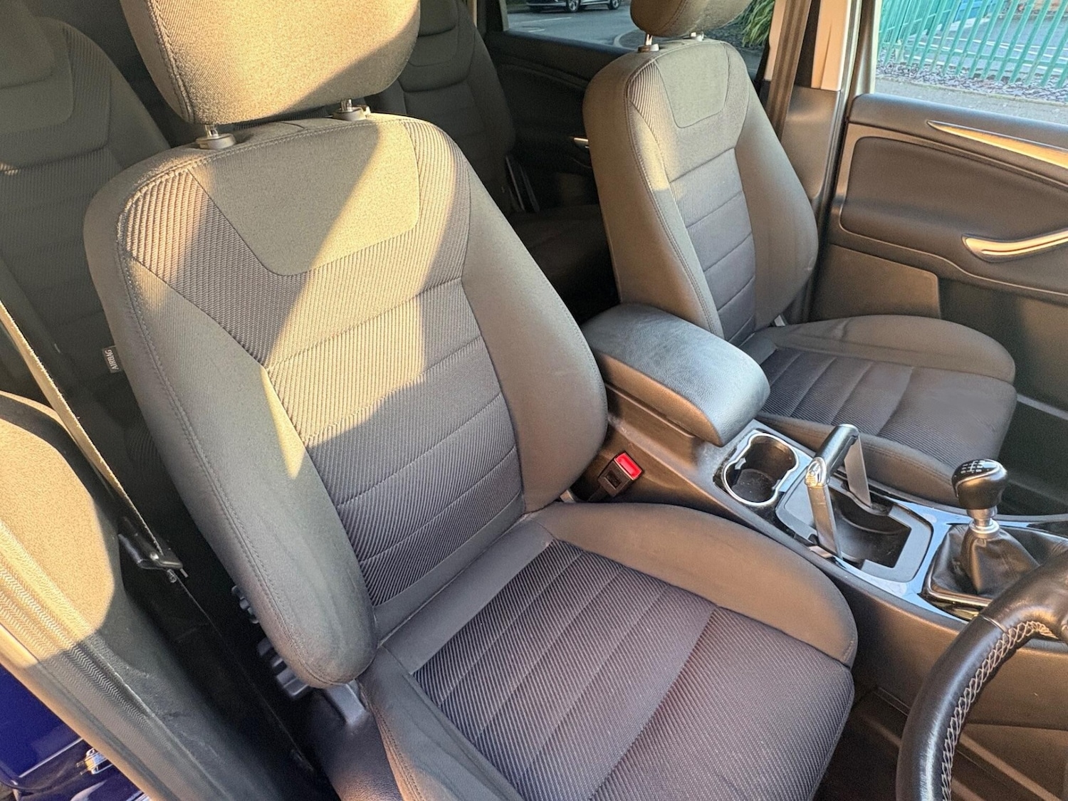 Used Ford S-Max 2015 for sale - 77272432: Photo 5