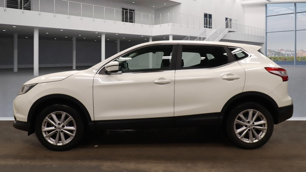 Used Nissan Qashqai 2015 for sale - 77490125: Photo 7
