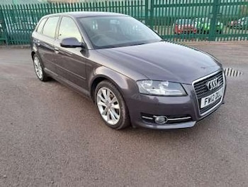 2012 (12) - 1.6 TDI Sport 5dr ++ 20 TAX / 10 SERVICES ++