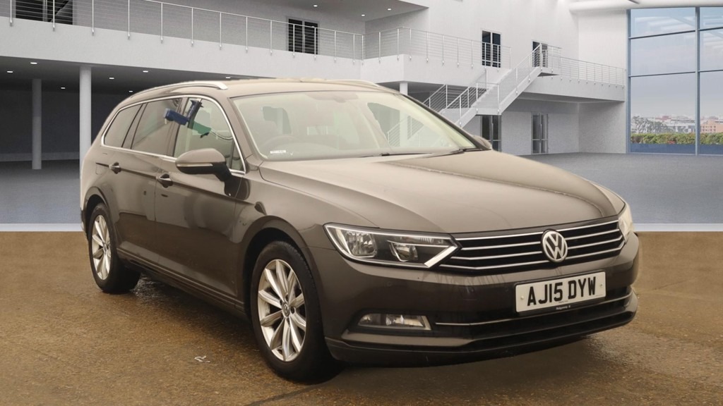 Used Volkswagen Passat 2015 for sale - 76005082: Photo 1