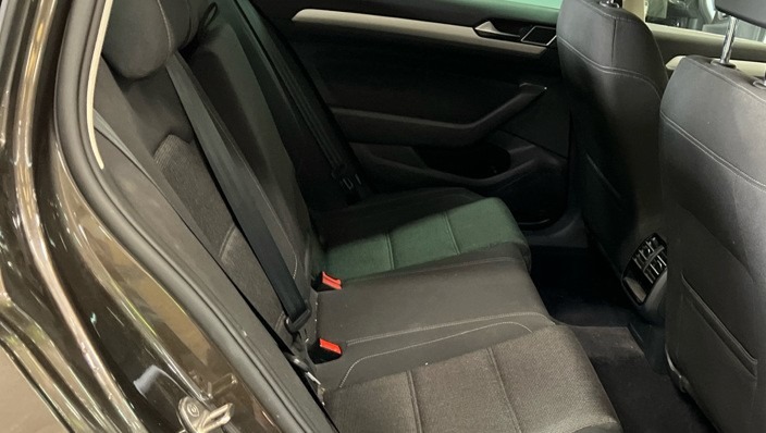 Used Volkswagen Passat 2015 for sale - 76005082: Photo 7