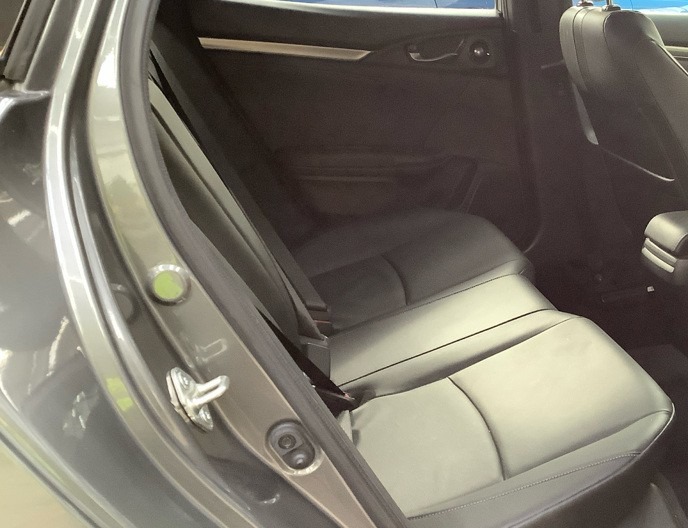 Used Honda Civic 2018 for sale - 77901780: Photo 11