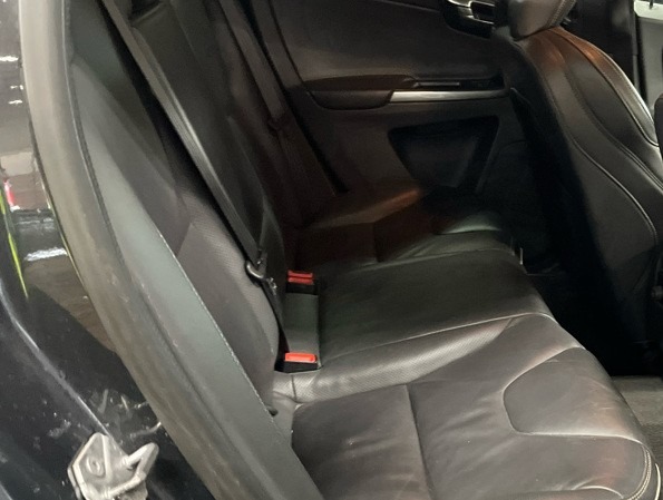 Used Volvo XC60 2017 for sale - 78011339: Photo 10