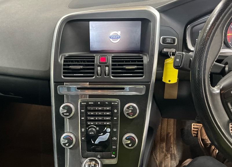 Used Volvo XC60 2017 for sale - 78011339: Photo 8