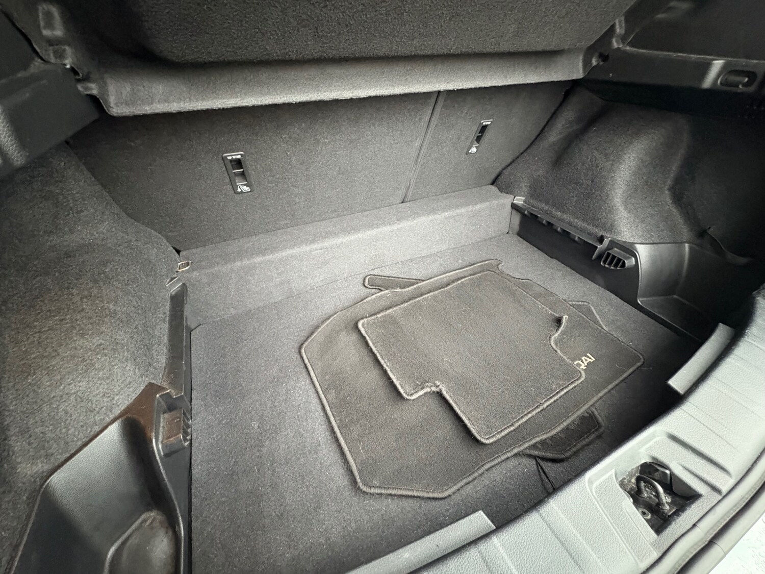 Used Nissan Qashqai 2016 for sale - 76602783: Photo 28