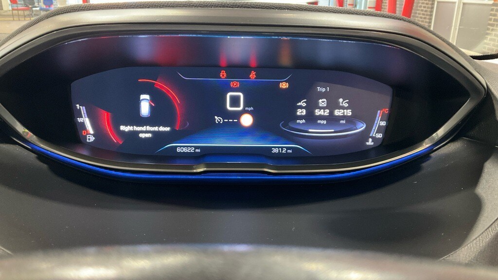 Used Peugeot 3008 2017 for sale - 76027458: Photo 9