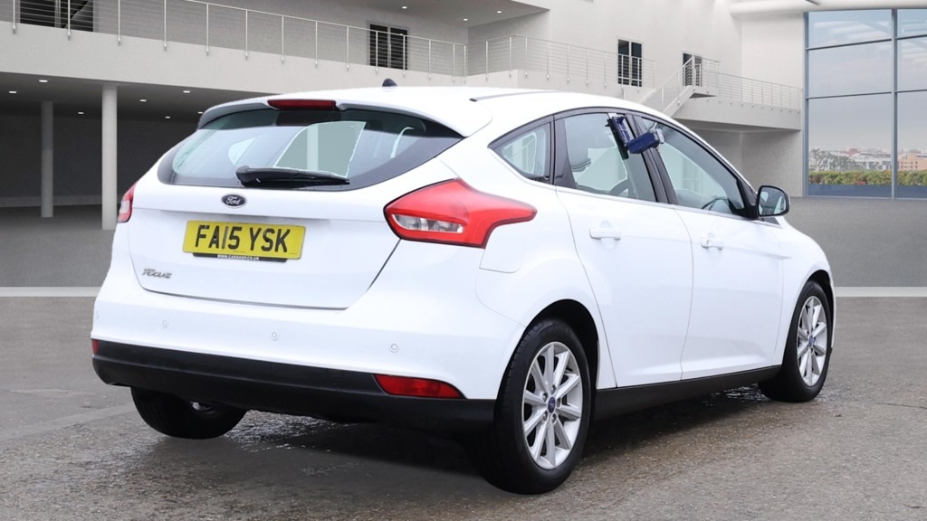 Used Ford Focus 2015 for sale - 76383211: Photo 4