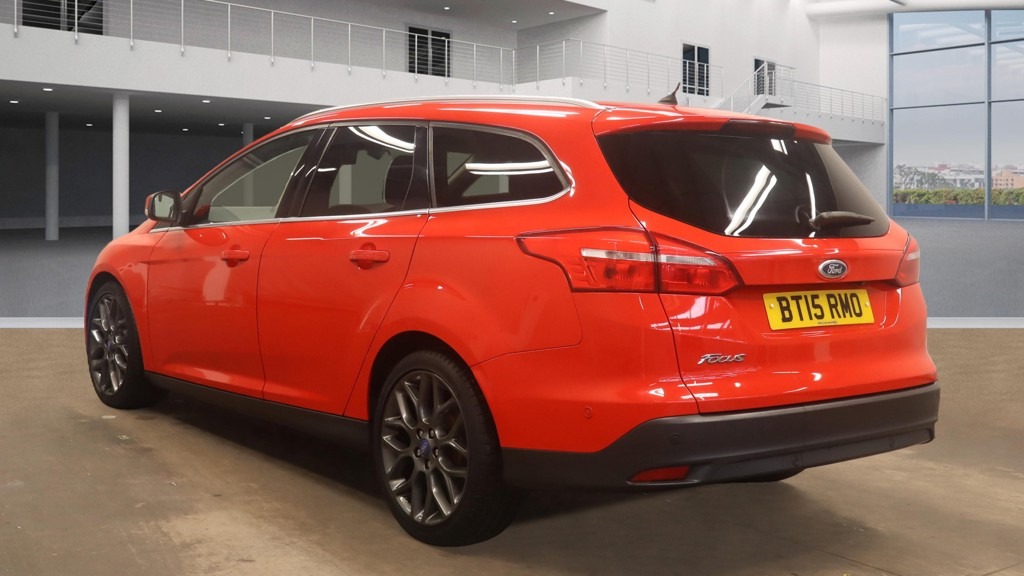 Used Ford Focus 2015 for sale - 75995568: Photo 2