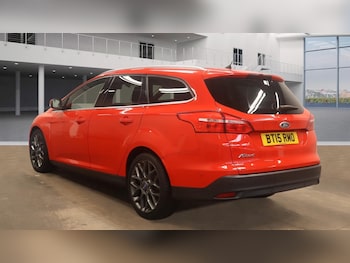 Used Ford Focus 2015 for sale - 75995568: Photo 2