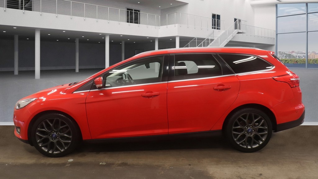 Used Ford Focus 2015 for sale - 75995568: Photo 7