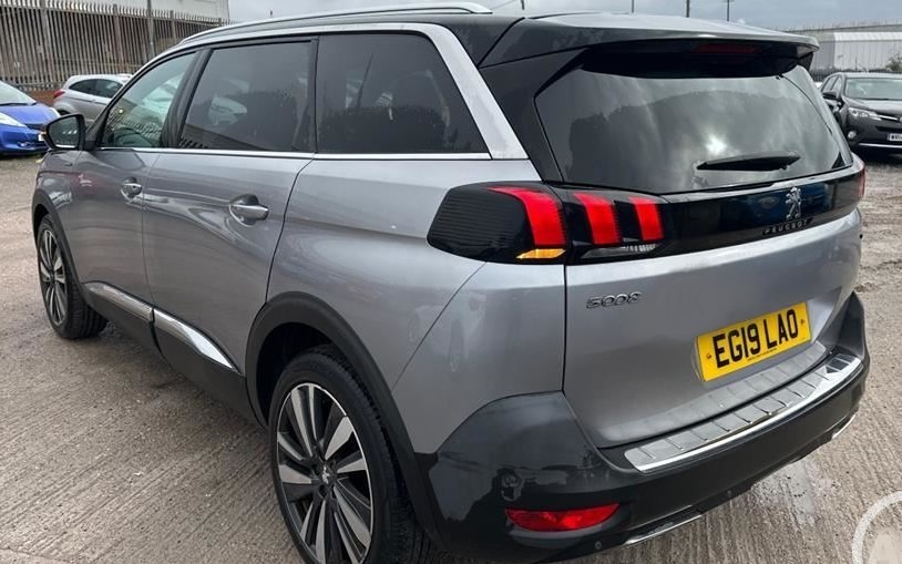 Used Peugeot 5008 2019 for sale - 77629277: Photo 2