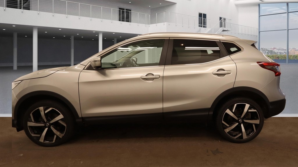 Used Nissan Qashqai 2017 for sale - 76156838: Photo 8