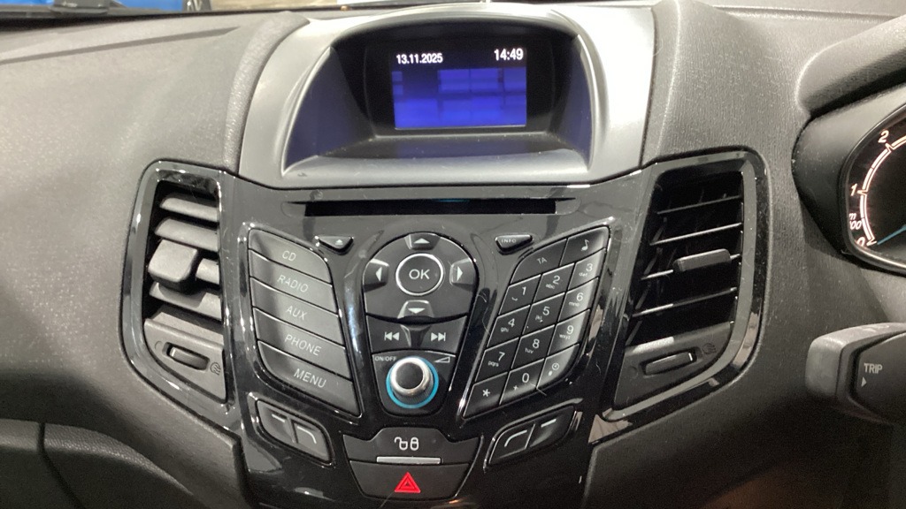 Used Ford Fiesta 2016 for sale - 76589180: Photo 7