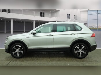 Used Volkswagen Tiguan 2016 for sale - 77418550: Photo