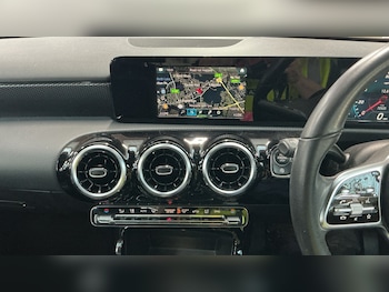 Used Mercedes-Benz A-Class 2019 for sale - 79287951: Photo