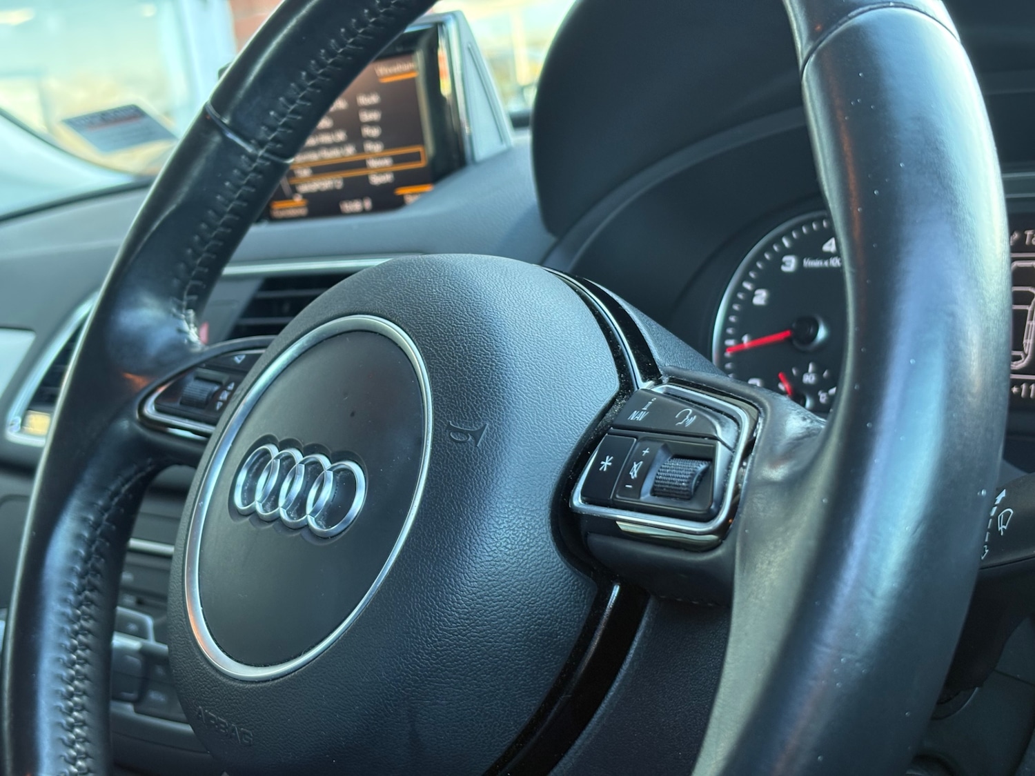 Used Audi Q3 2016 for sale - 77350408: Photo 26