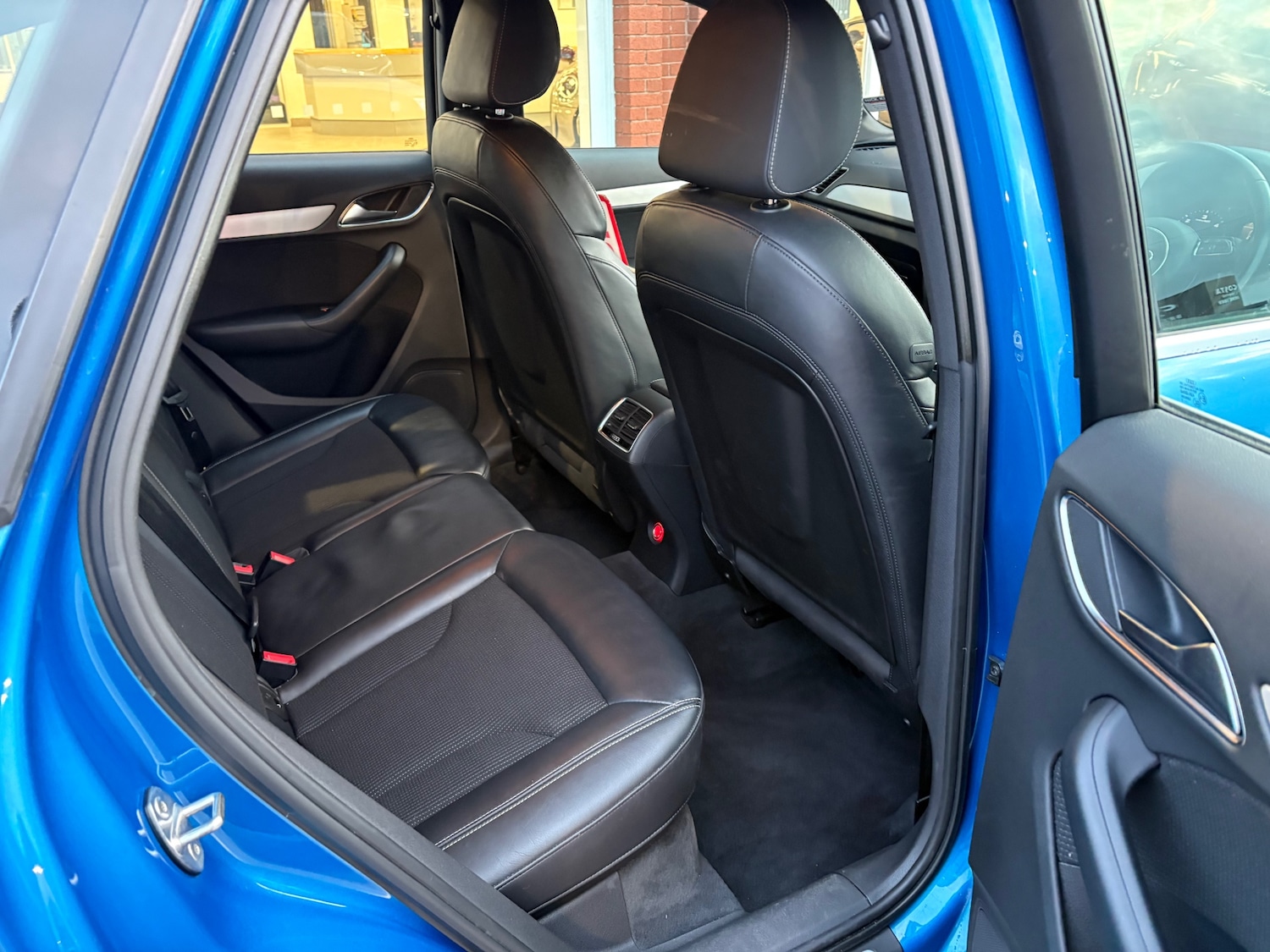 Used Audi Q3 2015 for sale - 77245527: Photo 12