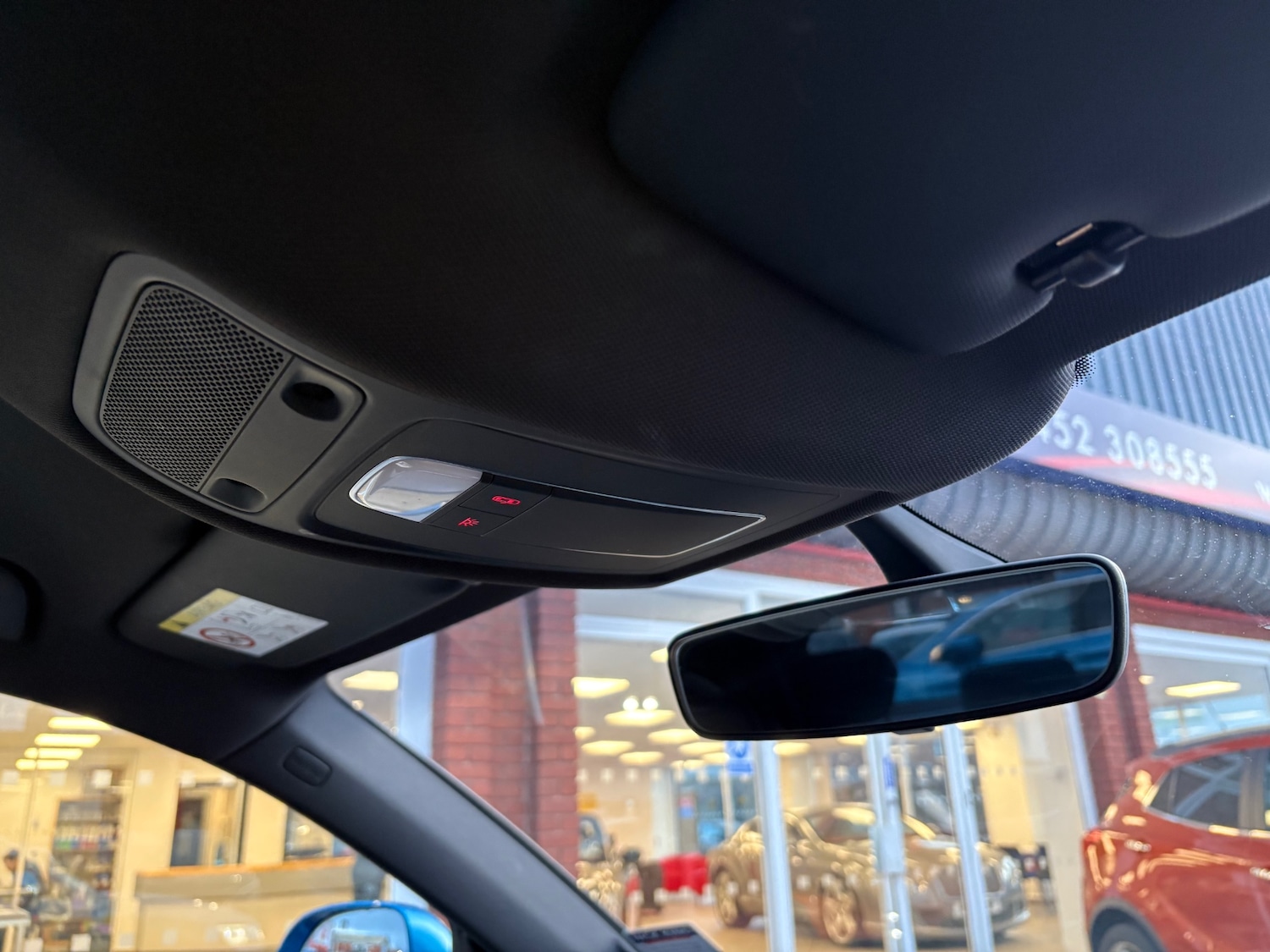 Used Audi Q3 2015 for sale - 77245527: Photo 13