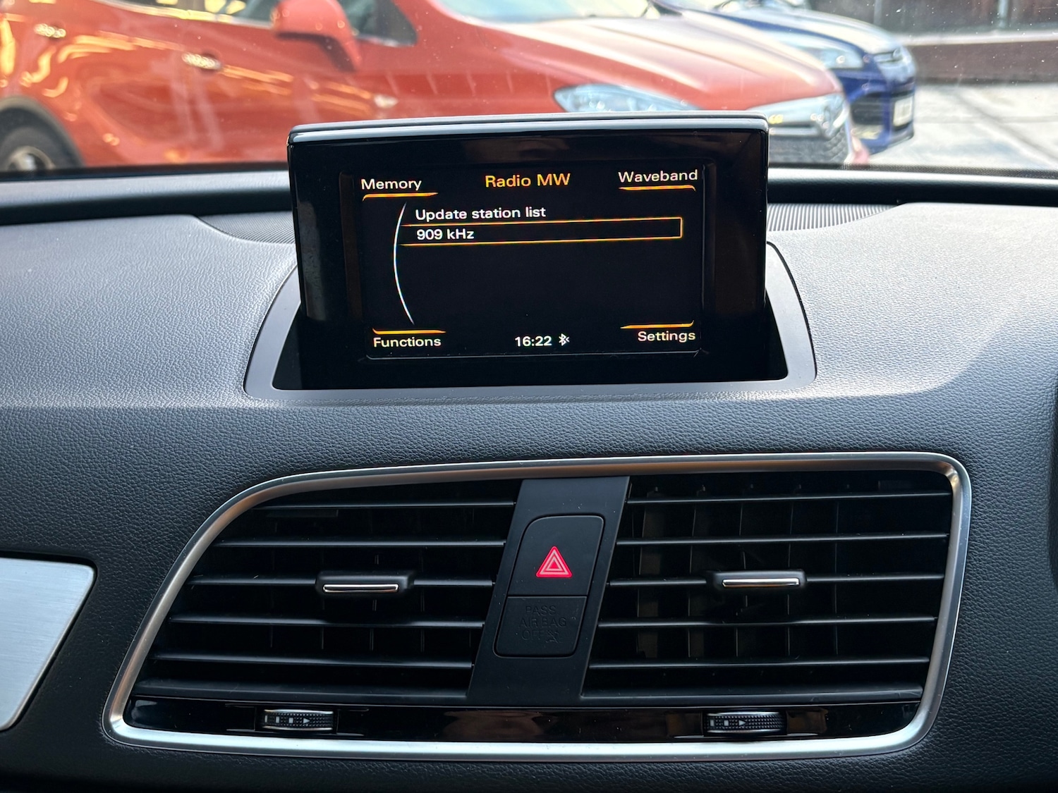 Used Audi Q3 2015 for sale - 77245527: Photo 18