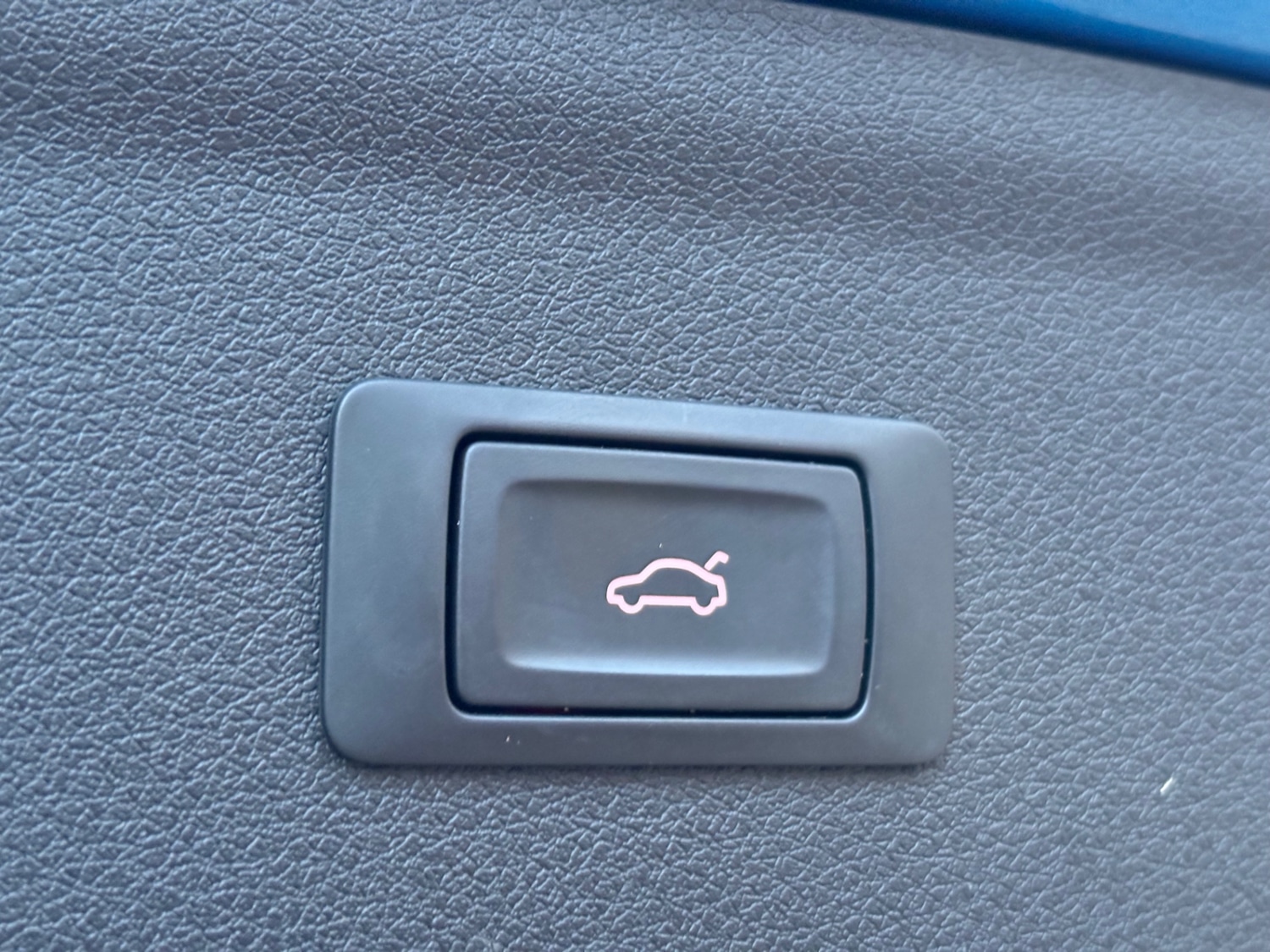 Used Audi Q3 2015 for sale - 77245527: Photo 29